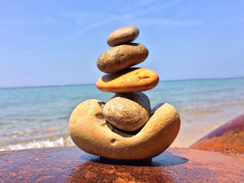 s4m-stones-balance-web.jpg