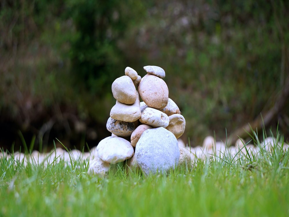 s4m-stones-huddle-web.jpg